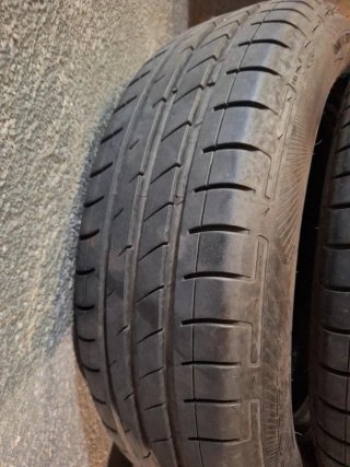 2 Neumáticos Vredestein 175/65 R15 84T Usados