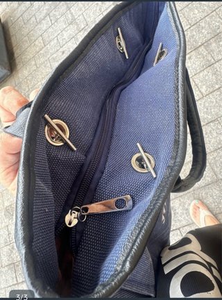 Bolso de lona azul y negro