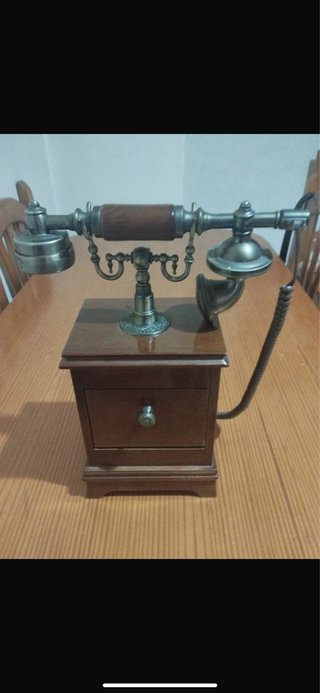Teléfono Vintage Madera y latón