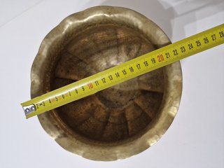 Elegante portavaso o portafiori in ottone con fini