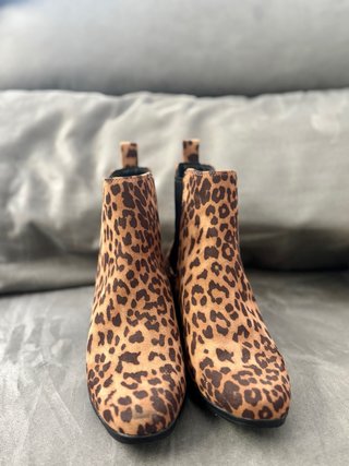 Botines leopardo talla 39