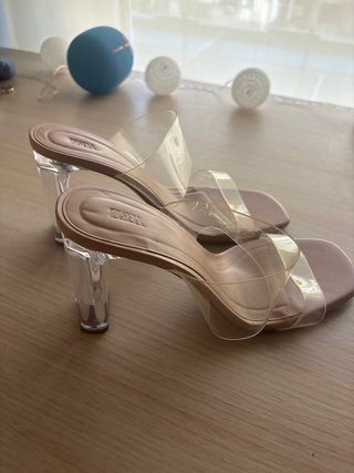 Tacones Zara Beige Transparentes