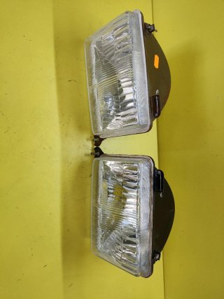 FAROS DELANTEROS SAVA (ADAPTABLES SEAT 124)