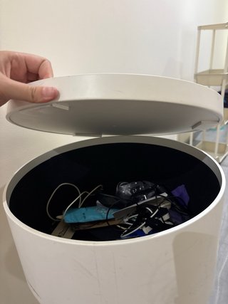 Mesita de noche organizadora blanca