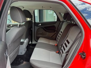 Ford Focus 5P 2008 1.6i 100CV ¡AUTOMATICO! 52.000!