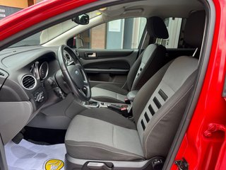 Ford Focus 5P 2008 1.6i 100CV ¡AUTOMATICO! 52.000!