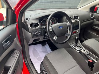 Ford Focus 5P 2008 1.6i 100CV ¡AUTOMATICO! 52.000!