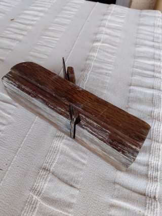 Cepilladora de madera antigua