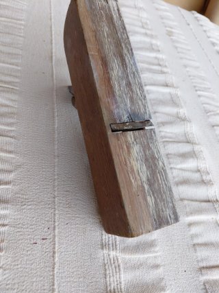 Cepilladora de madera antigua