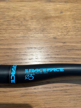 Manillar de bici Race Face NEXT Carbono