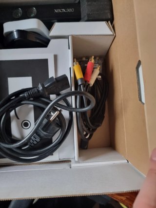 Xbox 360 Kinect + Lote de juegos