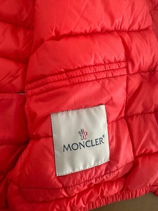 Chaqueta Moncler fucsia Talla S Original LEER muje