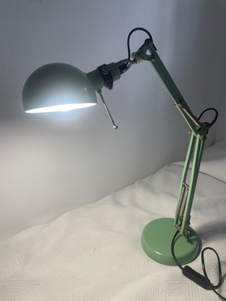 Lámpara de escritorio vintage verde