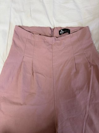 Pantalón rosa de vestir