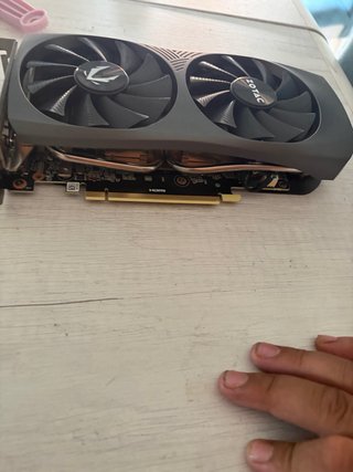 Zotac RTX 4060 Ti  8gb GDDR6 + Fuente Alimentación