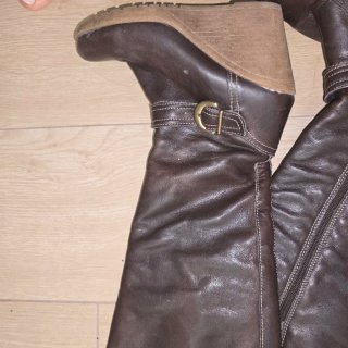 Stivali con zeppa marroni
