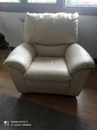 Sofa individual beige como nueva