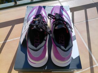 Scarpe da corsa Adidas Adizero Boston 13 nuove