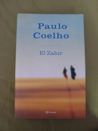 Tres títulos de Paulo Coelho
