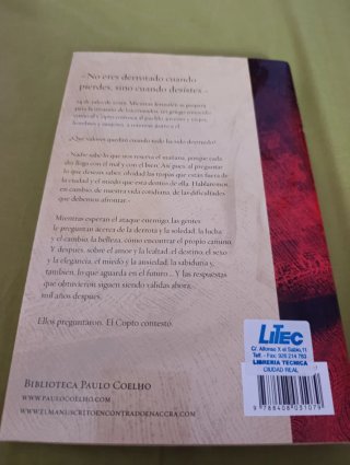 Tres títulos de Paulo Coelho