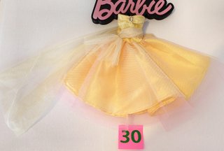 Set di abbigliamento e accessori per Barbie Curvy