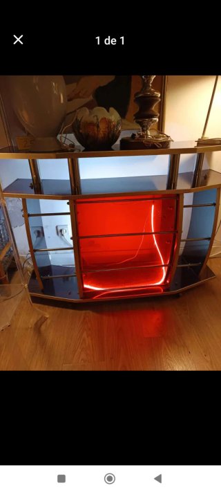 Mueble Bar Vintage Dorado y Rojo