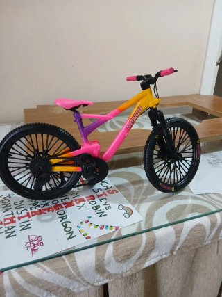 Bicicletta Bambola Barbie Rosa e Gialla