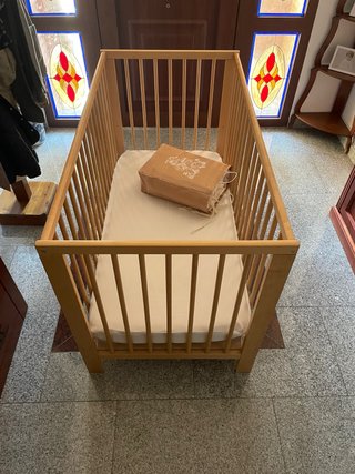Cuna de madera Ikea