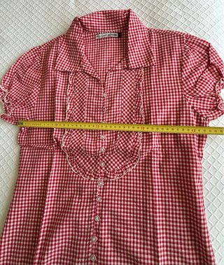 Blusa cuadros rojos y blancos INSIDE