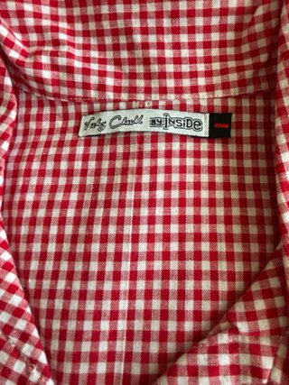 Blusa cuadros rojos y blancos INSIDE