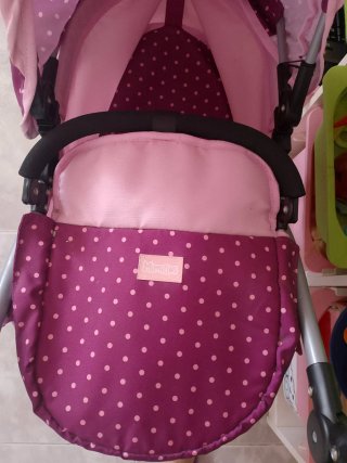 Carrito de muñecas rosa y morado