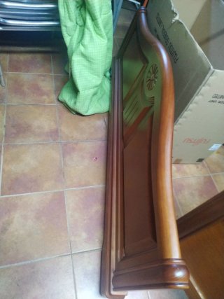 Cabecero y laterales de cama de maderay sus latera