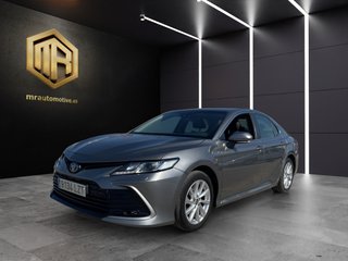 Camry 2.5 220H Advance sedán 160kW