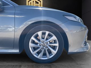 Camry 2.5 220H Advance sedán 160kW