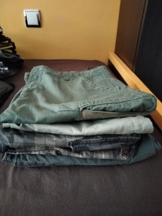 Felpe, pantaloni lunghi e corti e magliette
