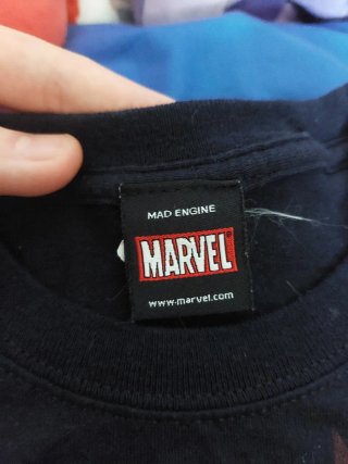 Maglia Marvel Nera con stampa all-over