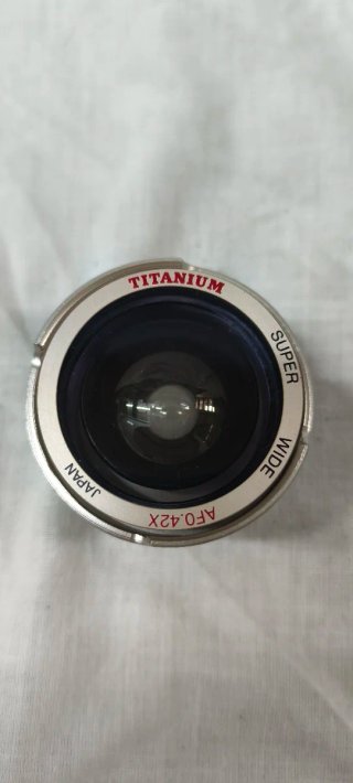 Objetivo Titanium AFO.42X Super Wide