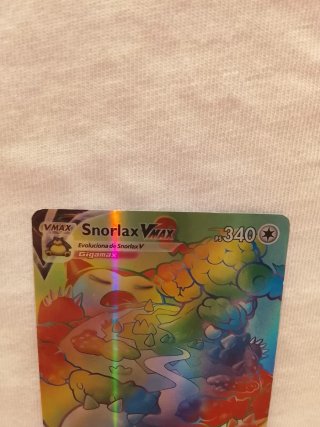 Carta Pokémon Snorlax VMAX Arcoíris