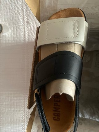 Sandalias Camper modelo Brutus Negras y Blancas
