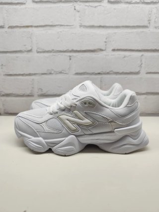 New Balance 9060 Triple White T39