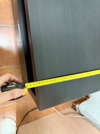 Mueble TV marrón y blanco