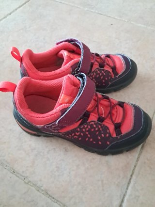 Zapatillas Trekking Niña Rosa y Morado. Talla 31