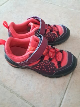 Zapatillas Trekking Niña Rosa y Morado. Talla 31