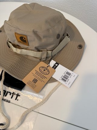 Gorro Carhartt Beige/Marrón