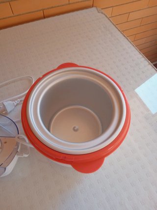Heladera Silvercrest Blanca y Roja