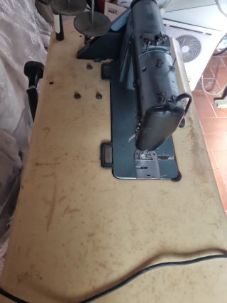 Máquina de coser Alfa industrial
