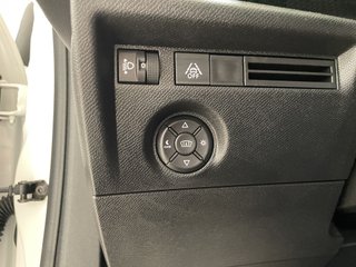 C4 BlueHDi 130 S&S EAT8 Feel Pack 96 kW 5P Automát
