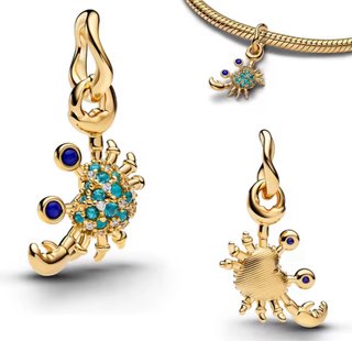 Charm Cangrejo Dorado con Circonitas Azules