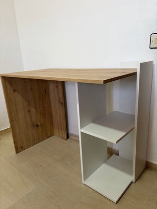 Escritorio moderno madera y blanco