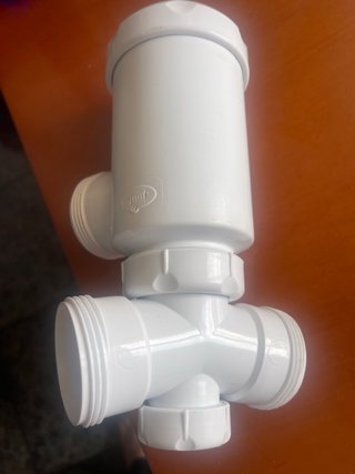 Tubo PVC con conexiones